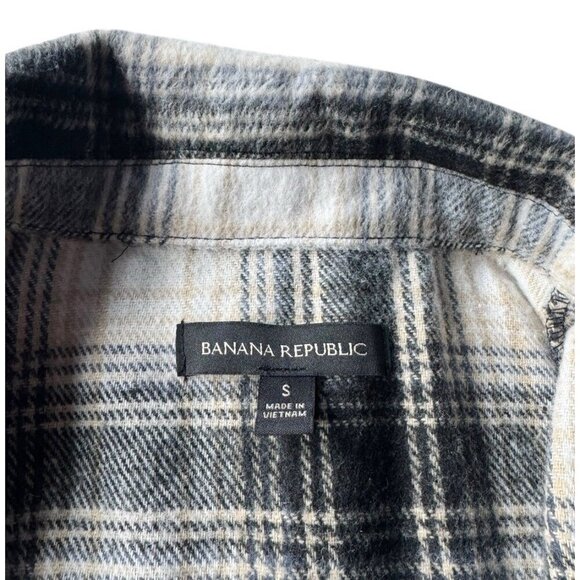 Banana Republic Woman's Sz S Shacket Shirt Jacket Black Cream Plaid Wool Blend - Picture 5 of 13